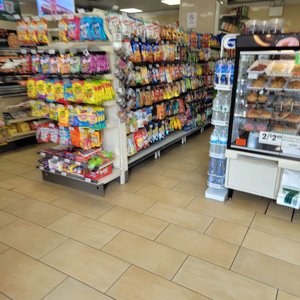 7-Eleven - Inside - Convenience Stores Near Me - New York, New York 7-Eleven - Inside - Convenience Stores Near Me - New York, New York