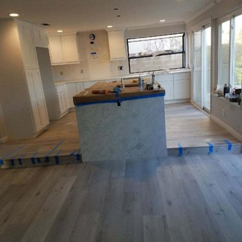 Universal Floor Covering - Flooring Near Me - San Dimas, California