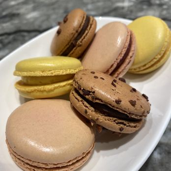 AC Hotel Durham - Macarons - Hotels Near Me - Durham, North Carolina AC Hotel Durham - Macarons - Hotels Near Me - Durham, North Carolina