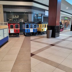 White Oaks Mall