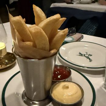 Dingles Public House - French fries - Gastropubs Near Me - San Francisco, California