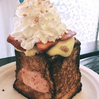 Button Up Cafe - Breakfast & Brunch Near Me - Pearl City, Hawaii