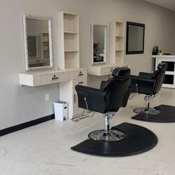Naz Beauty Salon - Station for rent 150 a week