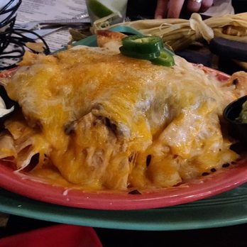 Maggie's Blue Rose - Cheesy nachos aka LIFE ! - Mexican Near Me - Avalon, California