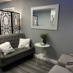 Bare Skin Beauty - Reception area