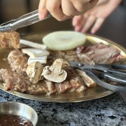 Genwa Korean BBQ Mid Wilshire - Beef Bimibimbap