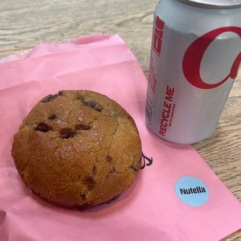 Bake'n Babes - Nutella cookie - Desserts Near Me - Tampa, Florida Bake'n Babes - Nutella cookie - Desserts Near Me - Tampa, Florida
