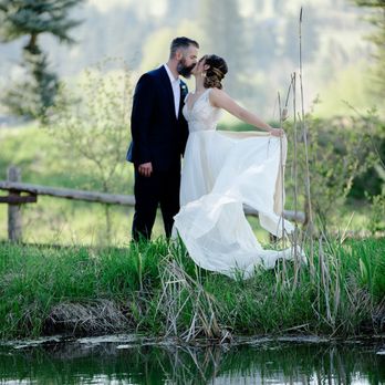 Daci Gowns - Bridal Near Me - Boise, Idaho