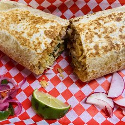 El Palacio Del Sabor - Lengua burrito!