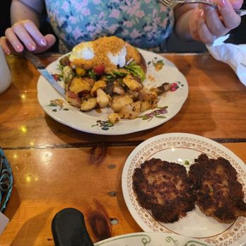 Sammy’s Bullfrog Cafe - Garlic Benedict - Breakfast & Brunch Near Me - Harleysville, Pennsylvania Sammy’s Bullfrog Cafe - Garlic Benedict - Breakfast & Brunch Near Me - Harleysville, Pennsylvania