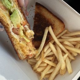 ULTIMATE GRILLED CHEESE ULTIMATE GRILLED CHEESE