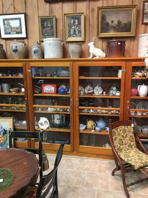Black Cat Antiques
