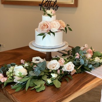Maui Wedding Cakes - Bakeries Near Me - Kihei, Hawaii Maui Wedding Cakes - Bakeries Near Me - Kihei, Hawaii
