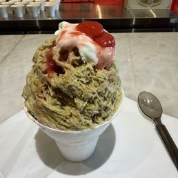 pistachio strawberry was delicious