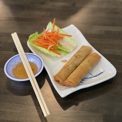 PhoVina - Egg rolls