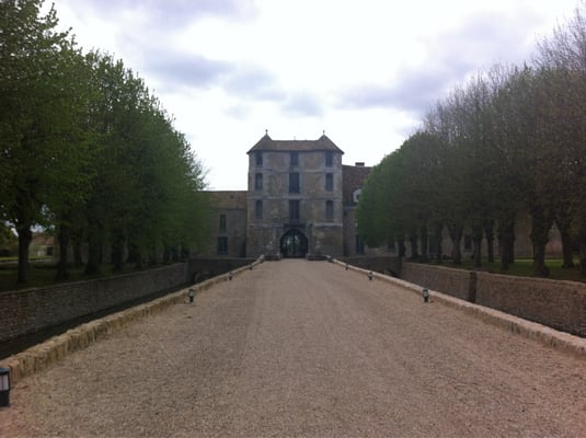 Château de Villiers-le-Mahieu by null