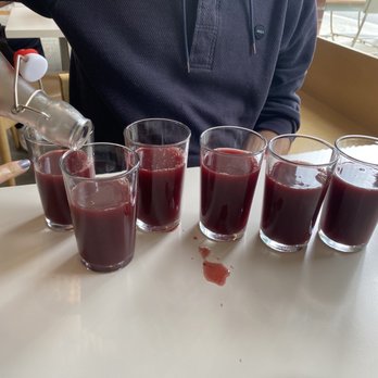 Yang’s Kitchen - Carafe of (blood) orange juice - Asian Fusion Near Me - Alhambra, California Yang’s Kitchen - Carafe of (blood) orange juice - Asian Fusion Near Me - Alhambra, California