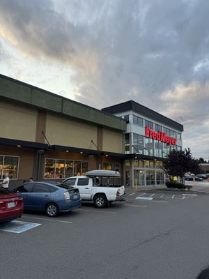 Fred Meyer by null