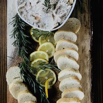 Montana Table - Caterers Near Me Montana Table - Caterers Near Me