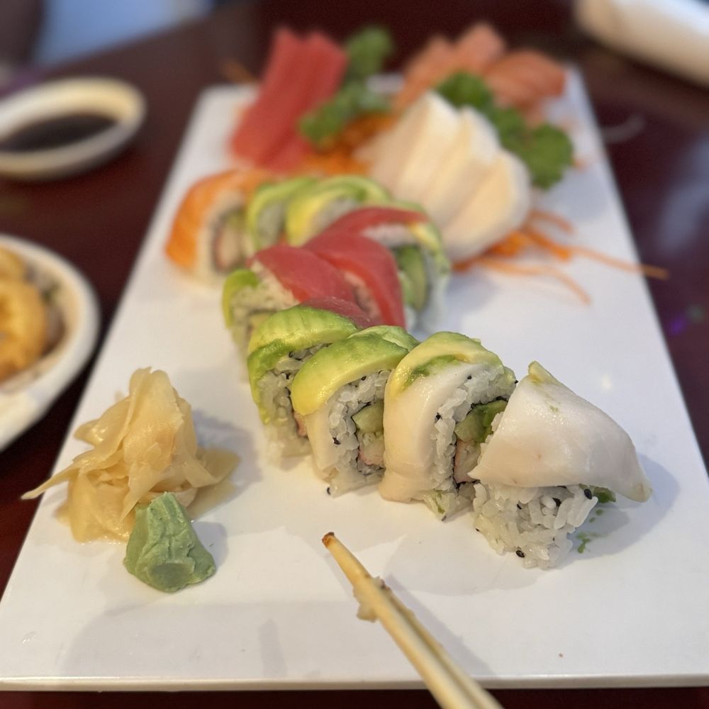 Thai Hana Restaurant - Sushi platter - Sushi Bars Near Me - Melbourne, Florida Thai Hana Restaurant - Sushi platter - Sushi Bars Near Me - Melbourne, Florida