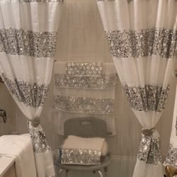 Peoples Department Store - Items that I purchased from Peoples Department Store to decorate my bathroom