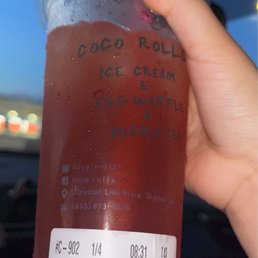 Orange Strawberry Green Tea with strawberry popping boba 10/10 Orange Strawberry Green Tea with strawberry popping boba 10/10