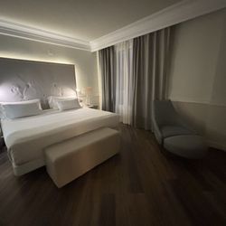 Gran Hotel NH Collection