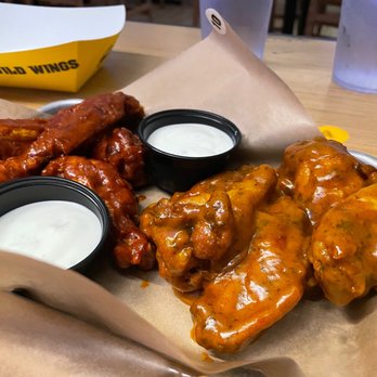 Buffalo Wild Wings - Chicken Wings with thai curry - Sports Bars Near Me - Pinellas Park, Florida Buffalo Wild Wings - Chicken Wings with thai curry - Sports Bars Near Me - Pinellas Park, Florida