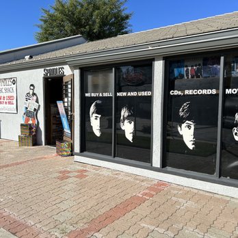 Spindles Music Shack - Store exterior - Music & DVDs Near Me - Temecula, California Spindles Music Shack - Store exterior - Music & DVDs Near Me - Temecula, California