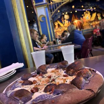 Pizza Moon - Ube lunare pizza - Pizza Near Me - Orlando, Florida Pizza Moon - Ube lunare pizza - Pizza Near Me - Orlando, Florida
