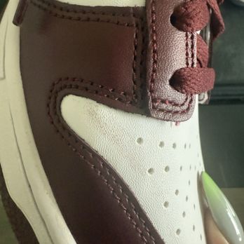 Rookie Kids - Nike Dunk Low White/Dark Red Youth 7 - Accessories Near Me - Culver City, California Rookie Kids - Nike Dunk Low White/Dark Red Youth 7 - Accessories Near Me - Culver City, California