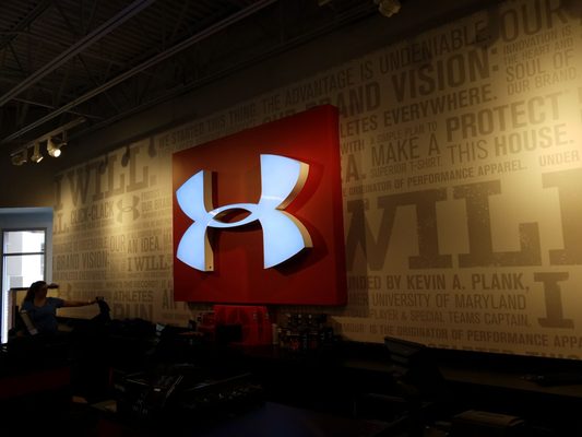 Under Armour Factory House - Twin Cities Premium Outlets by null