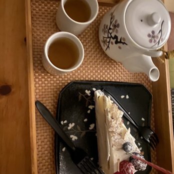 Hideko Spa - Cheesecake and tea - Massage Therapy Near Me - Los Angeles, California Hideko Spa - Cheesecake and tea - Massage Therapy Near Me - Los Angeles, California