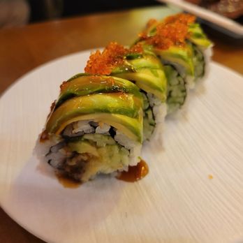 Ichiban Asian AYCE - Green dragon roll (meh) - Japanese Near Me - Toronto, Ontario
