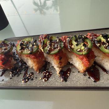 Binchotan Bar & Grill - Tuna Crispy Rice - Japanese Near Me - Kohala Coast, Hawaii