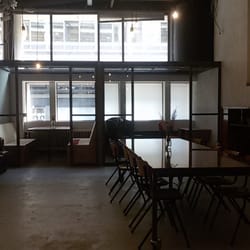 TSO Munt Square - Meeting area and two semi-private rooms