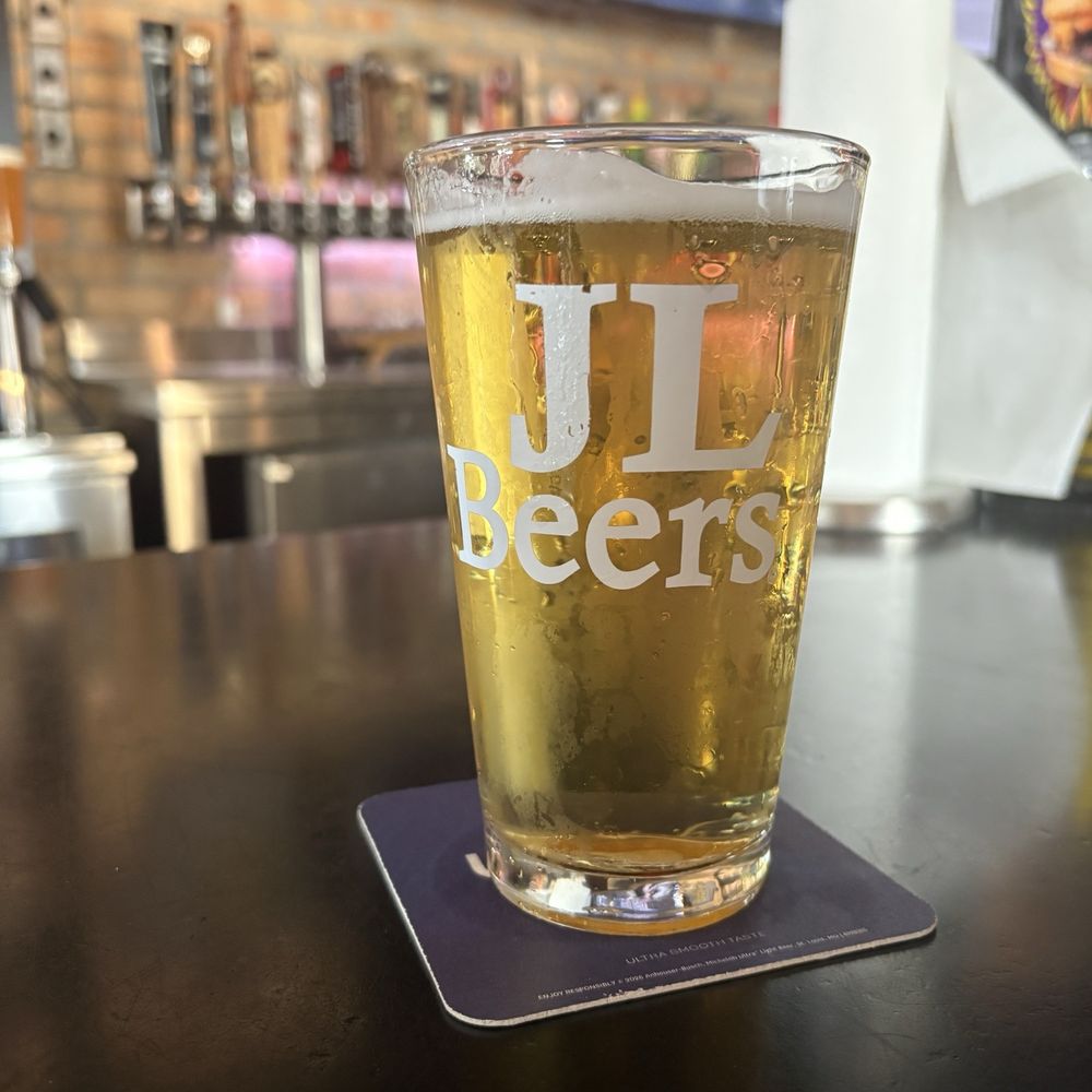 JL Beers - Delicious IPA - Burgers Near Me - Grand Forks, North Dakota