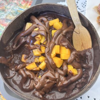 World Green Acai Bowl Juice - Plain Acai Bowl with nutella and organic mango! - Acai Bowls Near Me - Larkspur, California