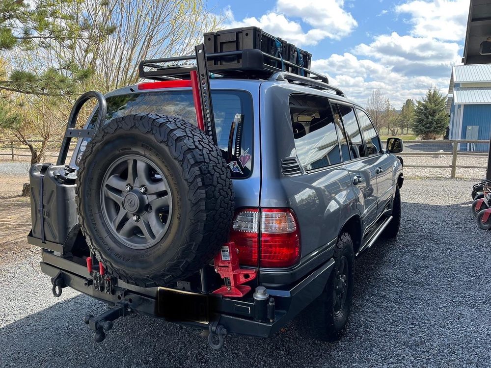 BERNHARDT AUTO DETAILING Updated August 2024 13 Photos Bend