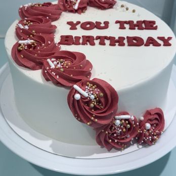 Grandmas' Bakery - The birthday cake - Bakeries Near Me - Dallas, Texas Grandmas' Bakery - The birthday cake - Bakeries Near Me - Dallas, Texas