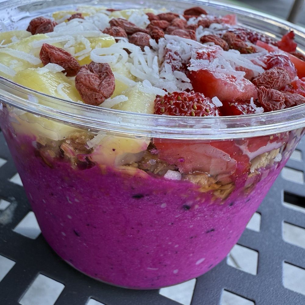 Dream Bowlz - Fantasy Bowl - Acai Bowls Near Me - Hercules, California Dream Bowlz - Fantasy Bowl - Acai Bowls Near Me - Hercules, California