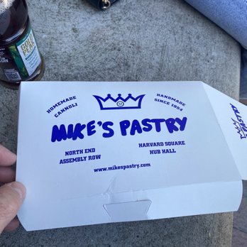 Mike's Pastry - Bakeries Near Me - Boston, Massachusetts