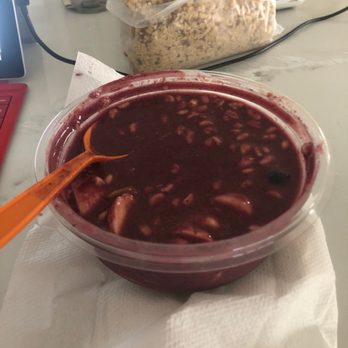 Jamba - The pathetic bowl , which was actually a smoothie inside. - Juice Bars & Smoothies Near Me - Dublin, California