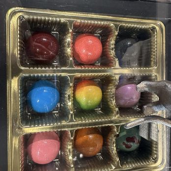 Hill Country Chocolate - Yummy! - Chocolatiers & Shops Near Me - Fredericksburg, Texas Hill Country Chocolate - Yummy! - Chocolatiers & Shops Near Me - Fredericksburg, Texas