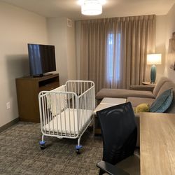 Staybridge Suites Sioux City Southeast - 2 queen 1 bedroom suite- living room view
