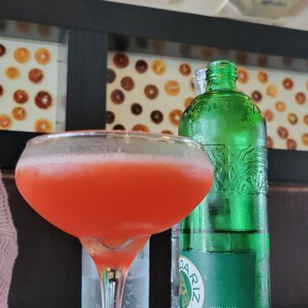 MiNGO - Interior with Strawberry Fields cocktail - Italian Near Me - Beaverton, Oregon
