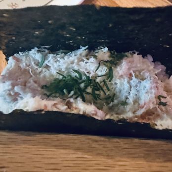 Yonsei Handrolls - Snow crab, garlic chive - Sushi Bars Near Me - Albany, California