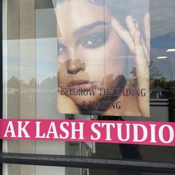 Ak Lash Studio - Thread/ waxing and lash studio