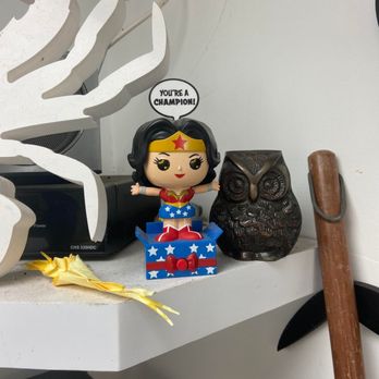 J & J's Crabshack - Wonder Woman, what are you doing here? - Seafood Markets Near Me - Baltimore, Maryland