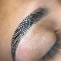 Skin Story Spa - Brows lamination